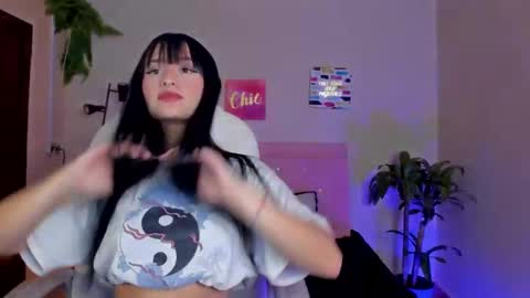 Sarah Ramirez online show from 02.13.25