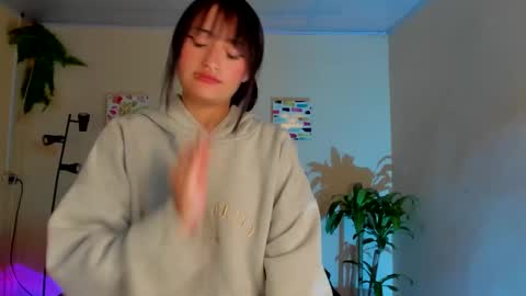 Sarah Ramirez online show from 02.15.25