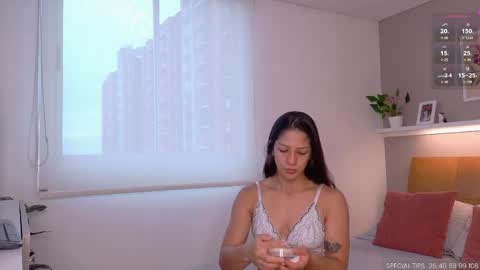 Snapshot of sarah_rayy chatting on 06.03.26 sarah_rayy online show from 06.03.26