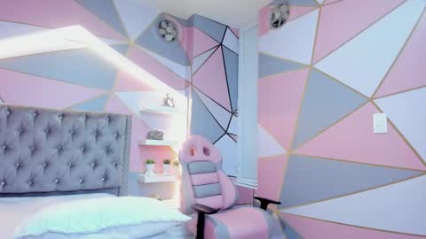 Sarah online show from 12.20.25