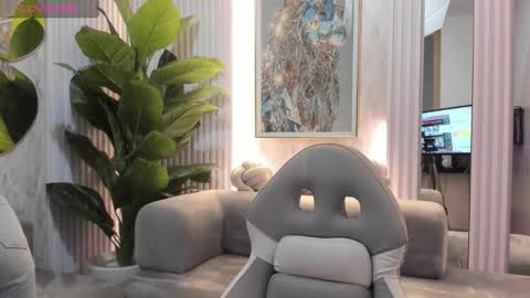 Sarah online show from 03.25.26