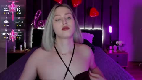 Snapshot of sarah_soul chatting on 02.16.25 Sarah online show from 02.16.25