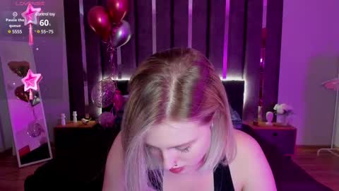 Snapshot of sarah_soul chatting on 03.12.25 Sarah online show from 03.12.25