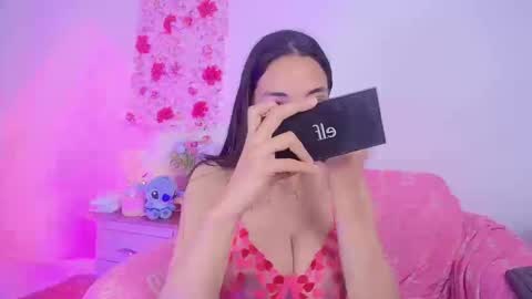 sarahajhoness online show from 03.17.26