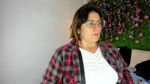 Sarah Deyvis online show from 11.30.25