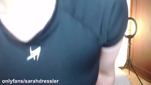 Snapshot of sarahdressler chatting on 12.03.25 sarahdressler online show from 12.03.25