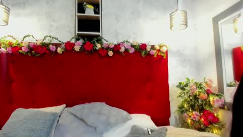 Snapshot of sarahescobarr chatting on 11.10.25 sara online show from 11.10.25