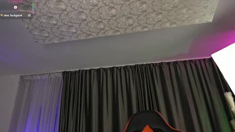 Sarahjadore online show from 03.06.25