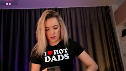 Snapshot of sarahjadore chatting on 01.10.26 Sarahjadore online show from 01.10.26