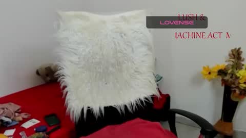 Sarah online show from 04.18.26