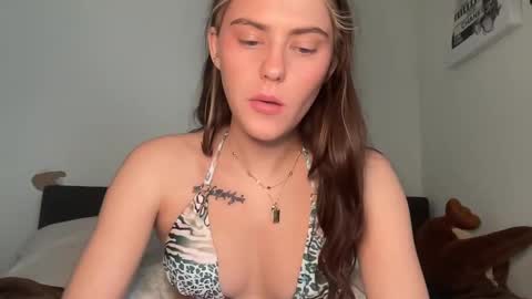 SarahxOliver online show from 11.20.25