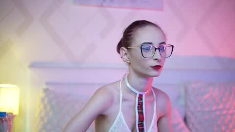 Snapshot of saraiangel chatting on 09.20.25 Sarai online show from 09.20.25