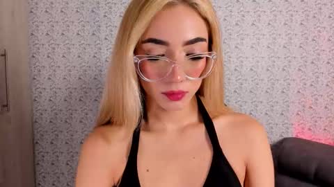 Sara jones   online show from 03.09.26