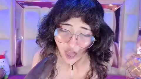 Snapshot of saramartini2 chatting on 02.02.26 sara online show from 02.02.26