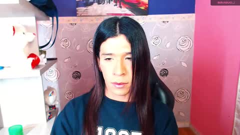 Sara Sofia online show from 02.23.25