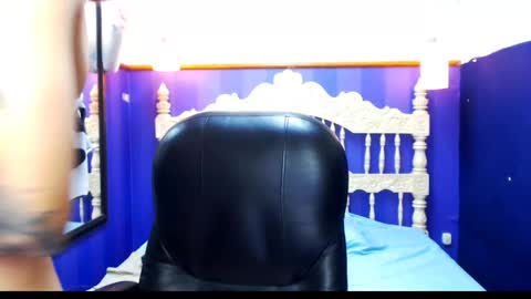 Sara Sofia online show from 10.03.25