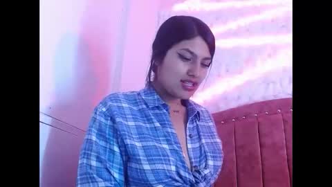 sarastonesx online show from 02.11.25