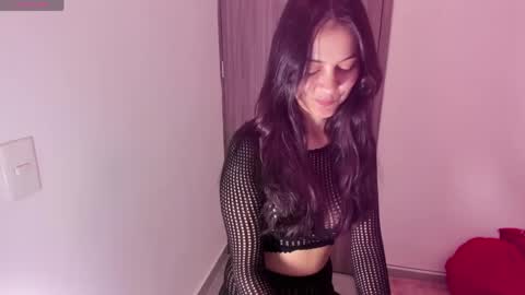 Sara   online show from 04.11.26