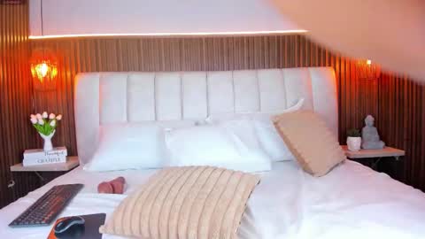 Sara Vega online show from 02.26.26