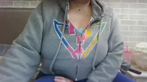 Snapshot of saretta46 chatting on 02.17.25 Sara online show from 02.17.25