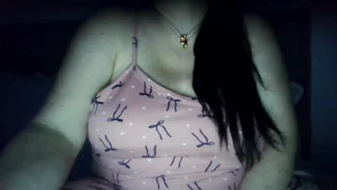 Snapshot of saretta46 chatting on 11.28.25 Sara online show from 11.28.25