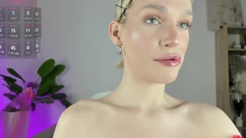 Your Selena 3 online show from 03.28.26