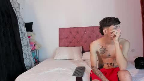  SARIYA Y ALEXIS  online show from 02.10.26