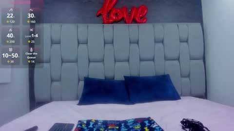 Snapshot of sarita_hornny chatting on 12.20.25 Sarita online show from 12.20.25