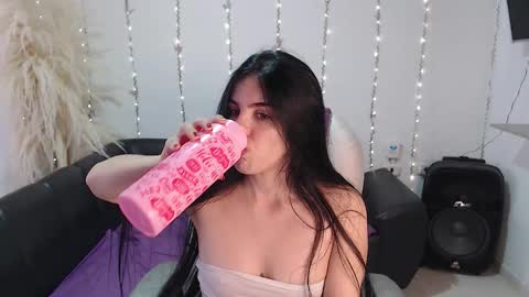 Sara online show from 10.24.25