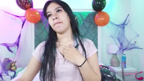 Sasha online show from 10.30.25