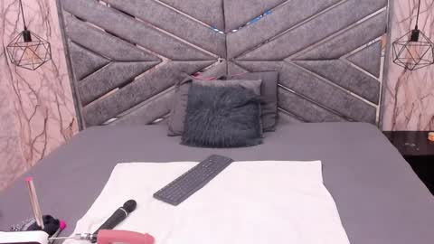 Sasha  online show from 03.27.26