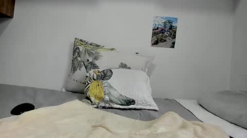 sasha_collinns online show from 03.05.26