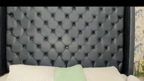 Snapshot of sasha_grey02 chatting on 02.15.26 sasha_grey02 online show from 02.15.26