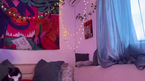 Alexandra Sasha in short online show from 12.12.24