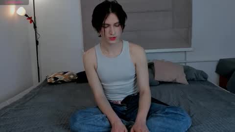 Snapshot of sasha_vesmus chatting on 02.05.26 Sasha Vesmus online show from 02.05.26