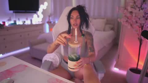 sashawest_official online show from 07.27.26