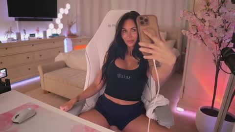 sashawest_official online show from 08.03.26