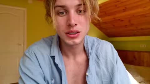 Sasha --  online show from 08.03.26