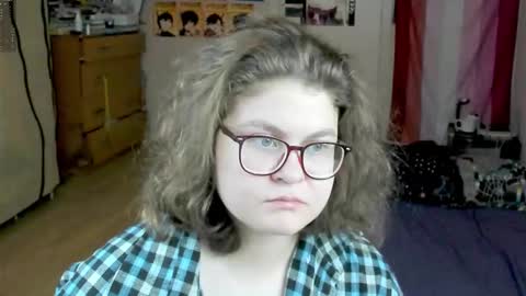 .Alexandra online show from 10.25.25