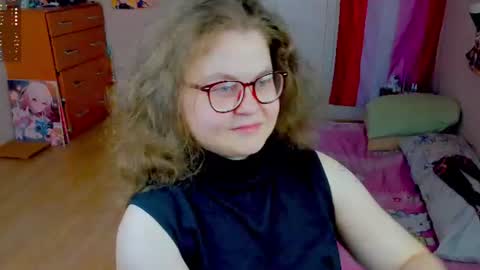 .Alexandra online show from 06.23.26
