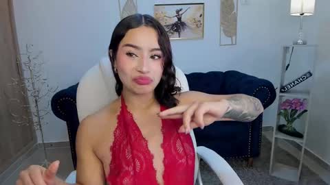 saskia litt online show from 10.22.25