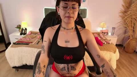 saskia_vellour online show from 05.14.26
