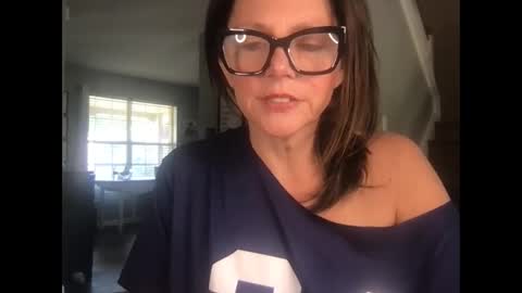 sassynsweetmilf online show from 05.20.26