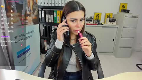 Snapshot of sassytiff chatting on 03.11.25 sassytiff online show from 03.11.25