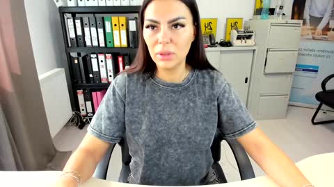 Snapshot of sassytiff chatting on 09.13.25 sassytiff online show from 09.13.25