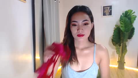 Snapshot of sasy_ritchel chatting on 01.14.25 Thessavageee online show from 01.14.25