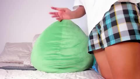     online show from 12.17.25