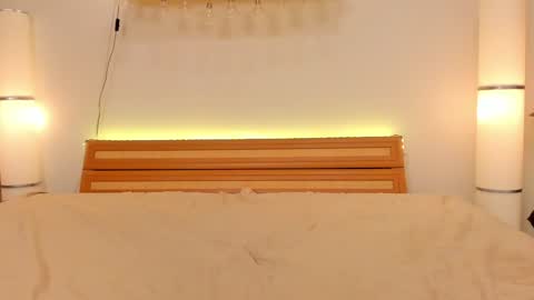 Snapshot of satimilf_ chatting on 12.06.24 Sati online show from 12.06.24