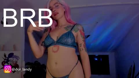 Snapshot of satomimori chatting on 11.11.25 im Jessi Independet Model online show from 11.11.25