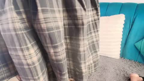 Saturningsweets online show from 04.14.26